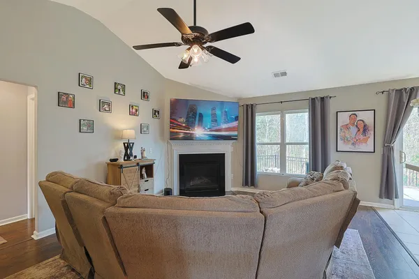 Property Slideshow image 2 of 36 | 2149 buxton dr, Myrtle Beach, SC, 29579