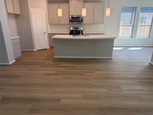 Property Slideshow image 2 of 15 | 26151 treetop terrace ln, Montgomery, TX, 77316