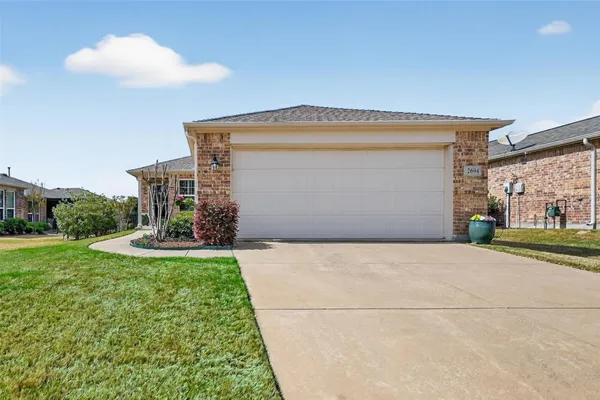 Property Slideshow image 3 of 31 | 2694 honeybee ln, Frisco, TX, 75036