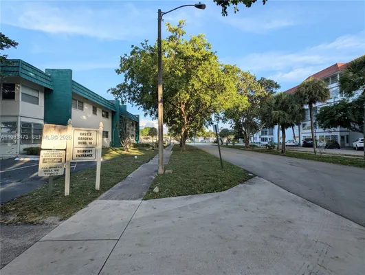 Property Slideshow image 2 of 46 | 4801 nw 22nd ct 205, Lauderhill, FL, 33313