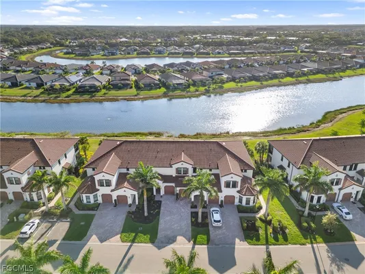 Property Slideshow image 3 of 41 | 11785 grand belvedere way 202, Fort Myers, FL, 33913