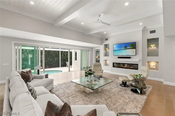 Property Slideshow image 3 of 50 | 5949 chanteclair dr 8, Naples, FL, 34108