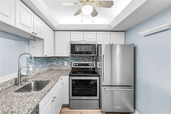 Property Slideshow image 3 of 24 | 1660 pine valley dr 104, Fort Myers, FL, 33907