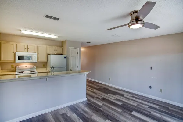 Property Slideshow image 3 of 29 | 1290 white tree ln c, Myrtle Beach, SC, 29588