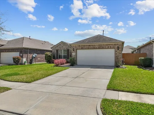 Property Slideshow image 2 of 41 | 709 pienza ln, League City, TX, 77573