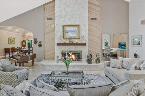 Property Slideshow image 2 of 50 | 730 bay tree ct, Naples, FL, 34108