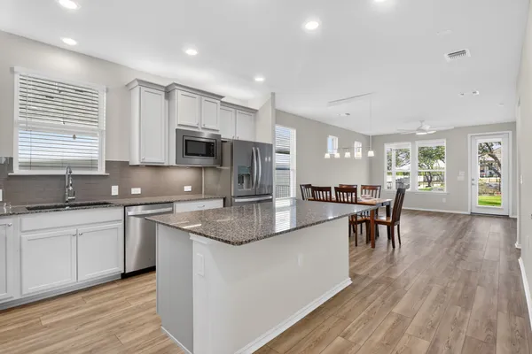 Property Slideshow image 3 of 30 | 116 bristol cv, Georgetown, TX, 78633