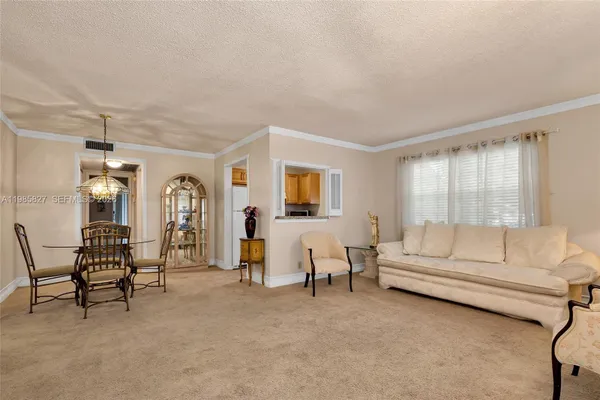 Property Slideshow image 2 of 19 | 418 sheffield q 418, West Palm Beach, FL, 33417