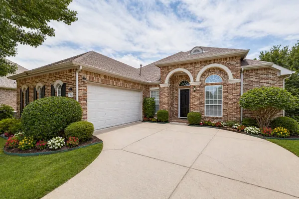 Property Slideshow image 2 of 40 | 351 southern hills dr, Fairview, TX, 75069