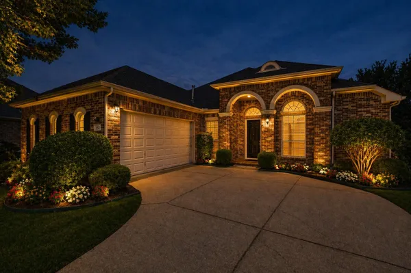 Property Slideshow image 3 of 40 | 351 southern hills dr, Fairview, TX, 75069