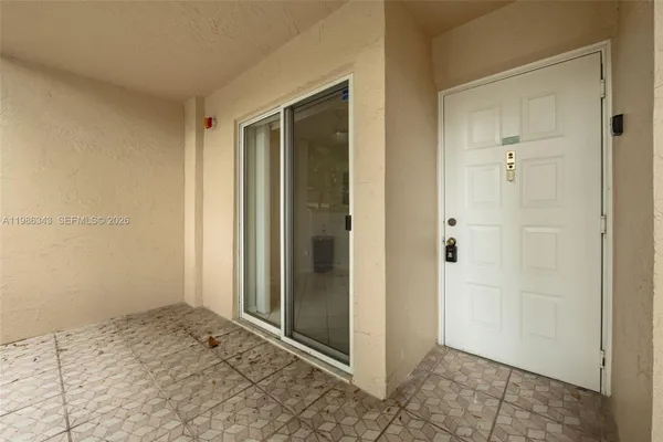 Property Slideshow image 3 of 25 | 9599 weldon cir a112, Tamarac, FL, 33321