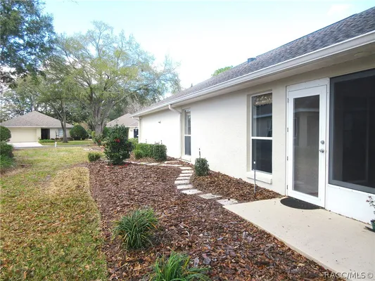 Property Slideshow image 2 of 22 | 6410 w cannondale dr, Crystal River, FL, 34429