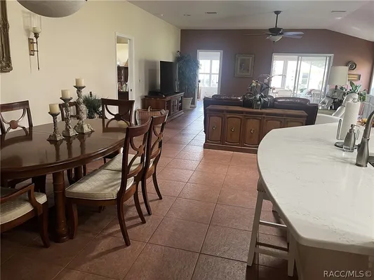 Property Slideshow image 3 of 22 | 6410 w cannondale dr, Crystal River, FL, 34429
