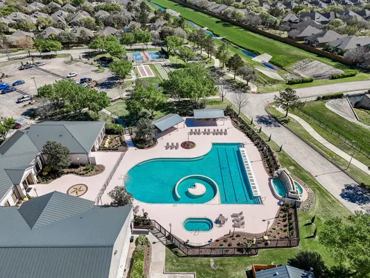 Property Slideshow image 2 of 39 | 5227 sandyfields ln, Katy, TX, 77494