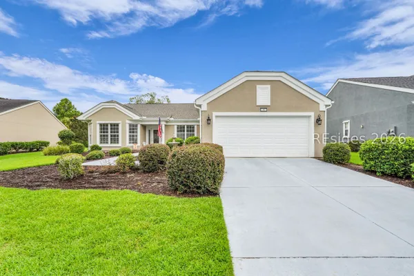 Property Slideshow image 3 of 79 | 15 clairborne ct, Bluffton, SC, 29909