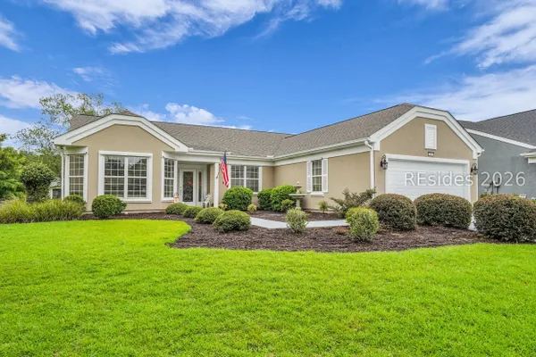 Property Slideshow image 3 of 79 | 15 clairborne ct, Bluffton, SC, 29909