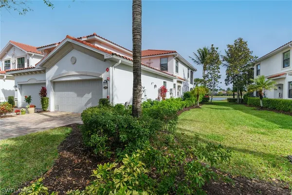 Property Slideshow image 2 of 37 | 3169 aviamar cir 102, Naples, FL, 34114