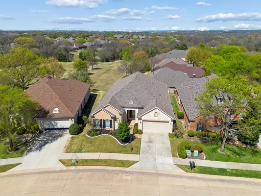 Property Slideshow image 3 of 39 | 379 southern hills dr, Fairview, TX, 75069