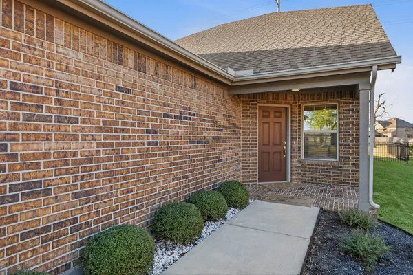 Property Slideshow image 3 of 45 | 3242 golden eagle way, Richmond, TX, 77469