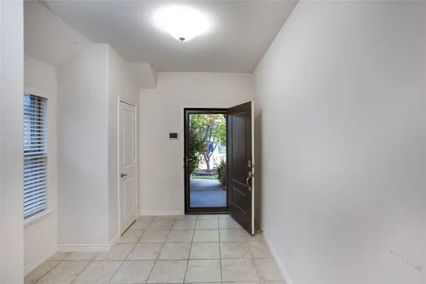 Property Slideshow image 3 of 25 | 122 redding ln, Red Oak, TX, 75154