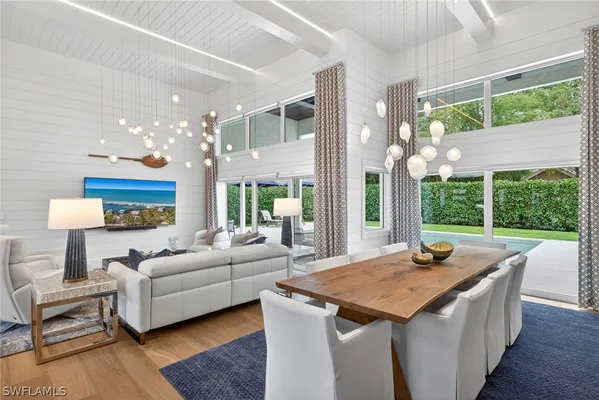 Property Slideshow image 3 of 21 | 812 tallow tree ct, Naples, FL, 34108