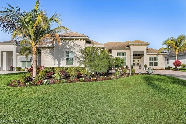 Property Slideshow image 2 of 50 | 13832 blue bay cir, Fort Myers, FL, 33913