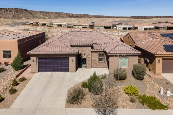 Property Slideshow image 3 of 60 | 2235 cebolla creek way, Albuquerque, NM, 87120