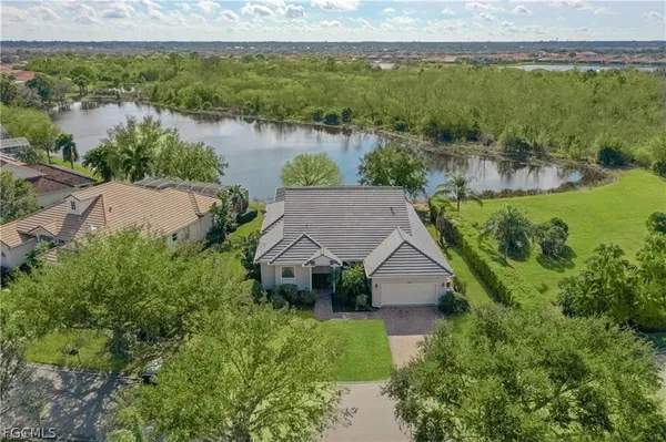 Property Slideshow image 2 of 15 | 2992 apple blossom dr, Alva, FL, 33920