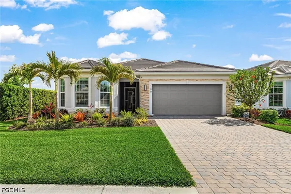 Property Slideshow image 2 of 33 | 7100 del webb oak creek blvd, North Fort Myers, FL, 33917