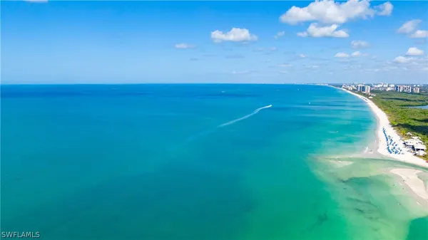 Property Slideshow image 2 of 13 | 548 tierra mar ln 13, Naples, FL, 34108