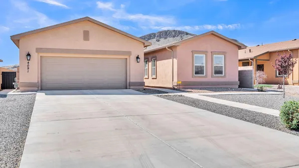 Property Slideshow image 2 of 56 | 4091 red river rd, Los Lunas, NM, 87031