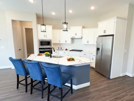 Property Slideshow image 3 of 15 | 1306 hidden oaks, Tomball, TX, 77375