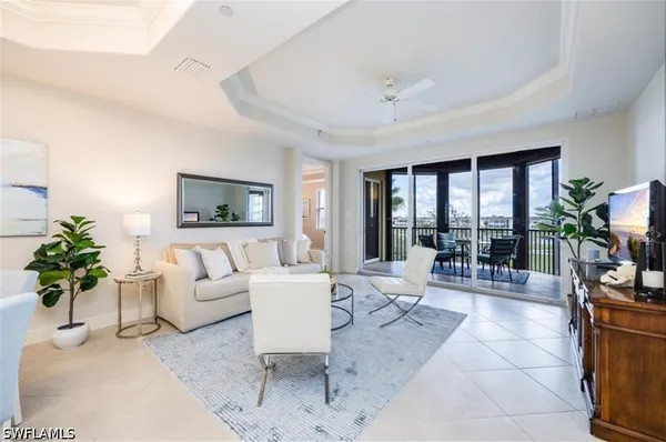 Property Slideshow image 3 of 33 | 580 el camino real 3402, Naples, FL, 34119