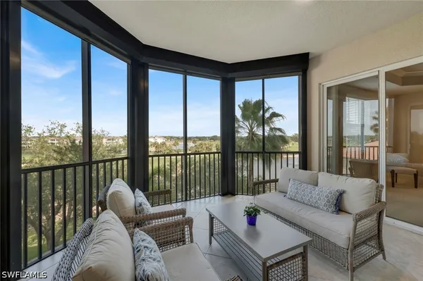 Property Slideshow image 3 of 35 | 580 el camino real 3402, Naples, FL, 34119