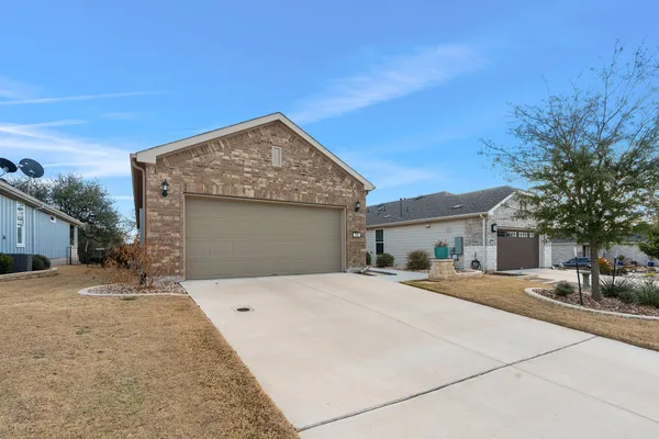 Property Slideshow image 2 of 27 | 703 saratoga ln, Georgetown, TX, 78633