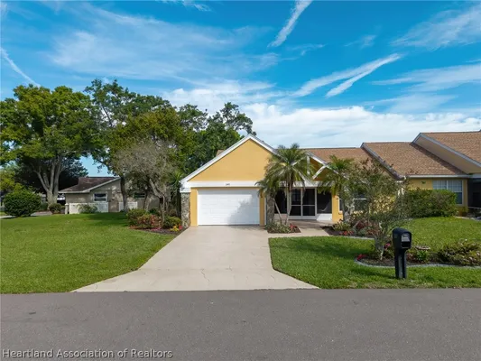 Property Slideshow image 2 of 42 | 247 brentwood dr, Lake Placid, FL, 33852