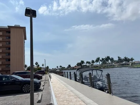 Property Slideshow image 2 of 9 | 4260 se 20th pl 205, Cape Coral, FL, 33904