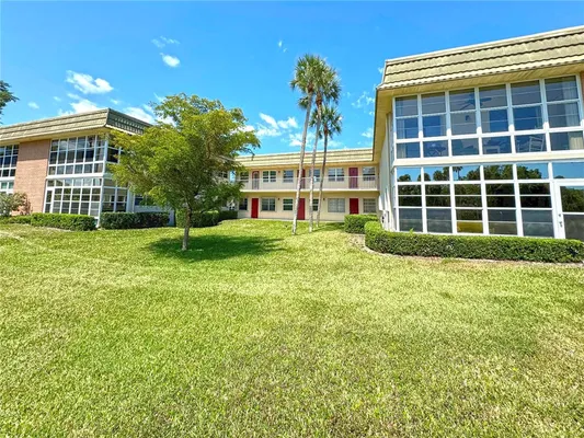 Property Slideshow image 2 of 36 | 12 vista gardens trl 204, Vero Beach, FL, 32962