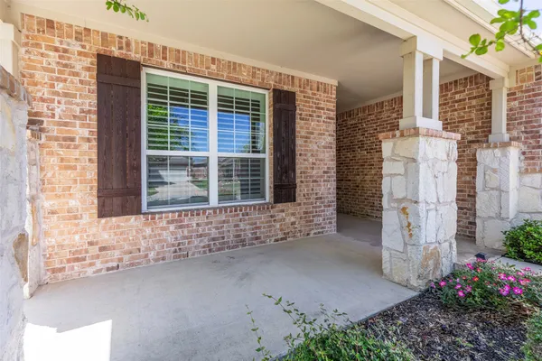 Property Slideshow image 3 of 38 | 7335 musselburgh dr, Frisco, TX, 75036