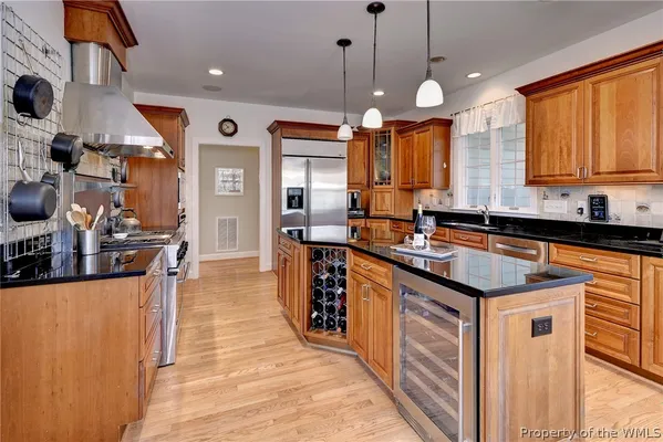 Property Slideshow image 3 of 47 | 100 westbury, Williamsburg, VA, 23188