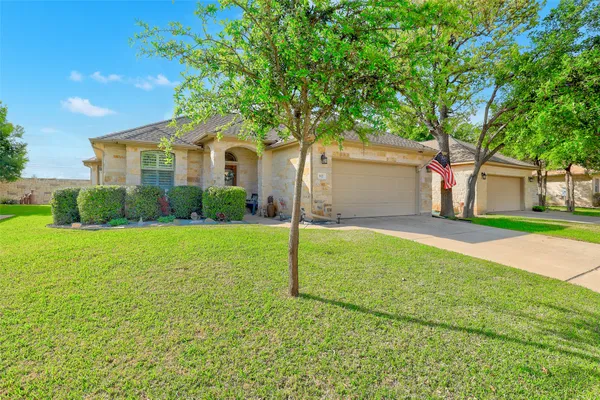 Property Slideshow image 2 of 32 | 822 boquilla trl, Georgetown, TX, 78633