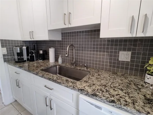 Property Slideshow image 3 of 35 | 2501 w golf blvd 235, Pompano Beach, FL, 33064