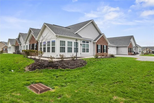 Property Slideshow image 2 of 24 | 1254 sandy ridge dr, Buffalo Twp, PA, 16055