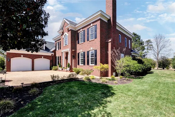 Property Slideshow image 2 of 43 | 100 eaglescliffe, Williamsburg, VA, 23188