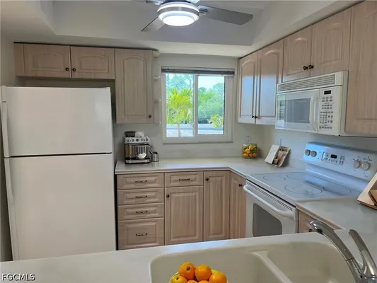Property Slideshow image 3 of 37 | 7402 lake breeze dr 202, Fort Myers, FL, 33907