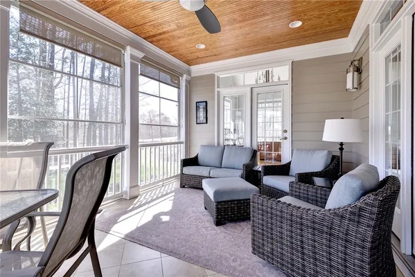 Property Slideshow image 3 of 34 | 109 hollinwell, Williamsburg, VA, 23188