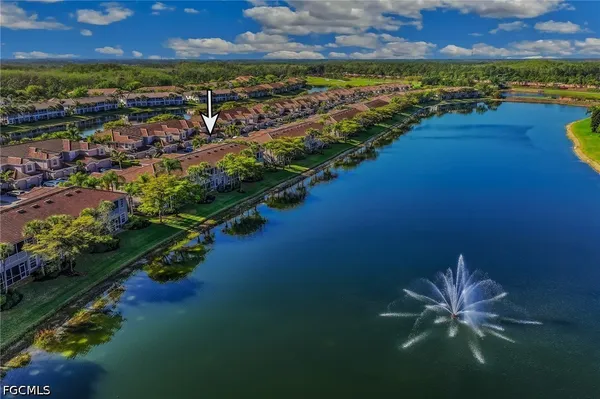 Property Slideshow image 3 of 25 | 10010 sky view way 407, Fort Myers, FL, 33913