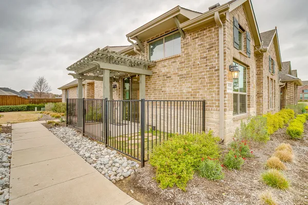 Property Slideshow image 3 of 40 | 1020 foxglove ln, Prosper, TX, 75078