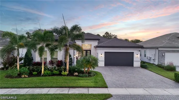 Property Slideshow image 3 of 50 | 11752 freesia ter, Naples, FL, 34120