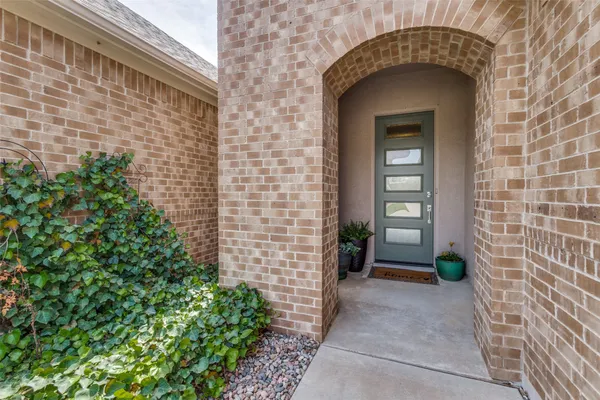 Property Slideshow image 3 of 32 | 12521 pumice ln, Denton, TX, 76207